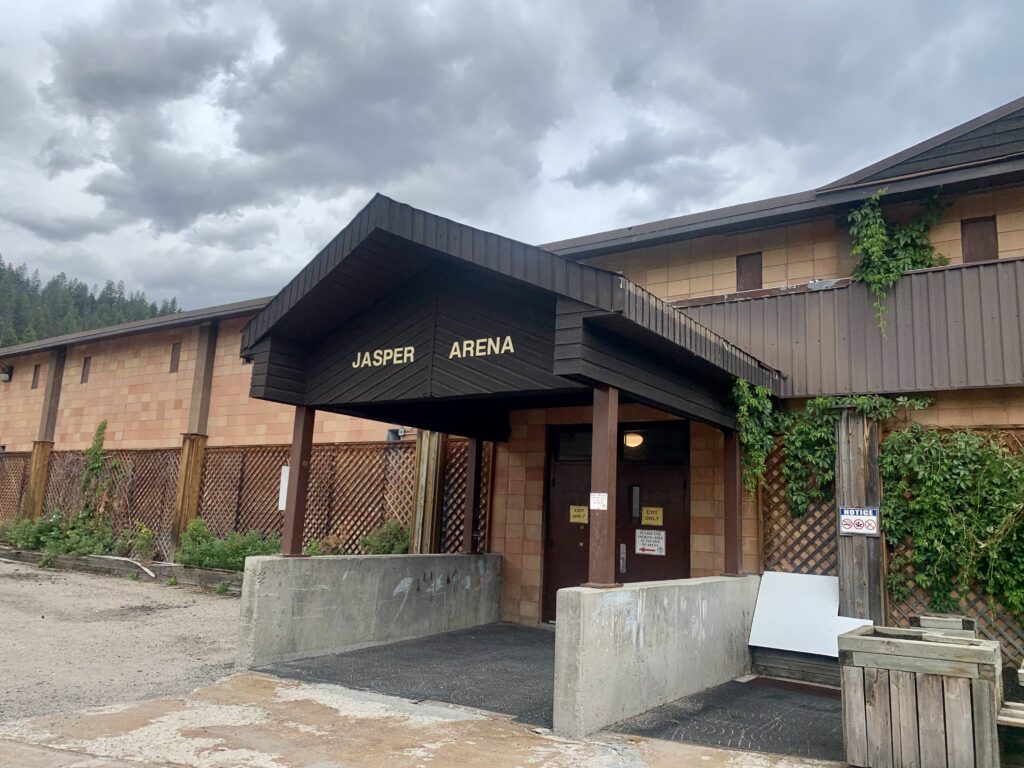 Tourism Jasper stickhandling plan to host hockey tournaments News